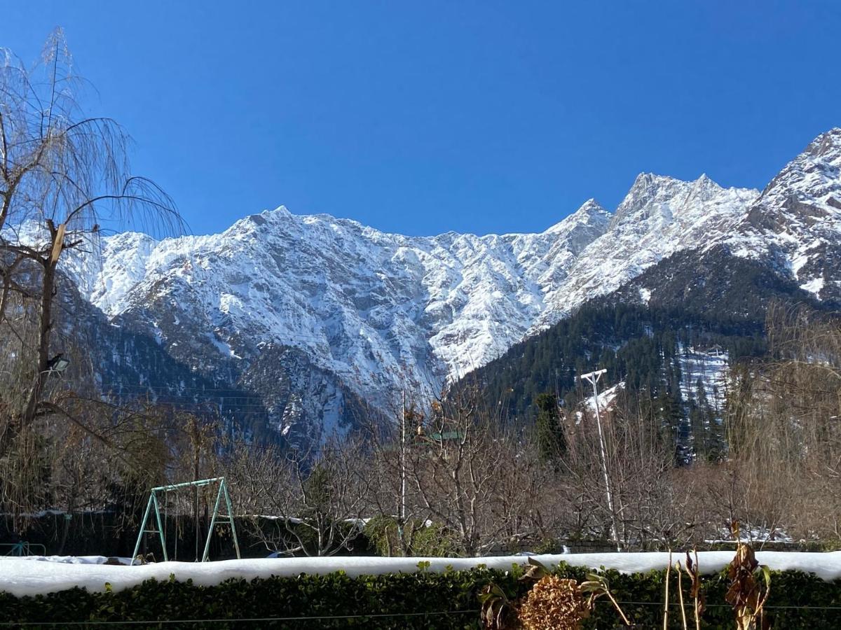 Solang Valley Resort Manāli Exteriér fotografie