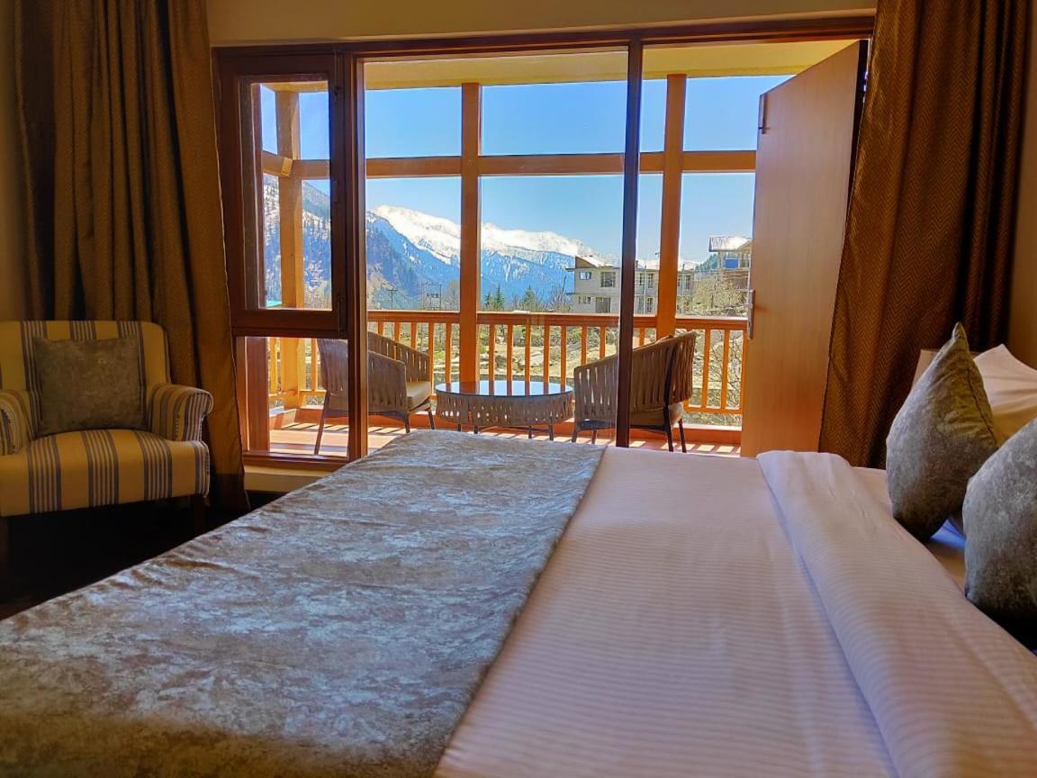 Solang Valley Resort Manāli Exteriér fotografie