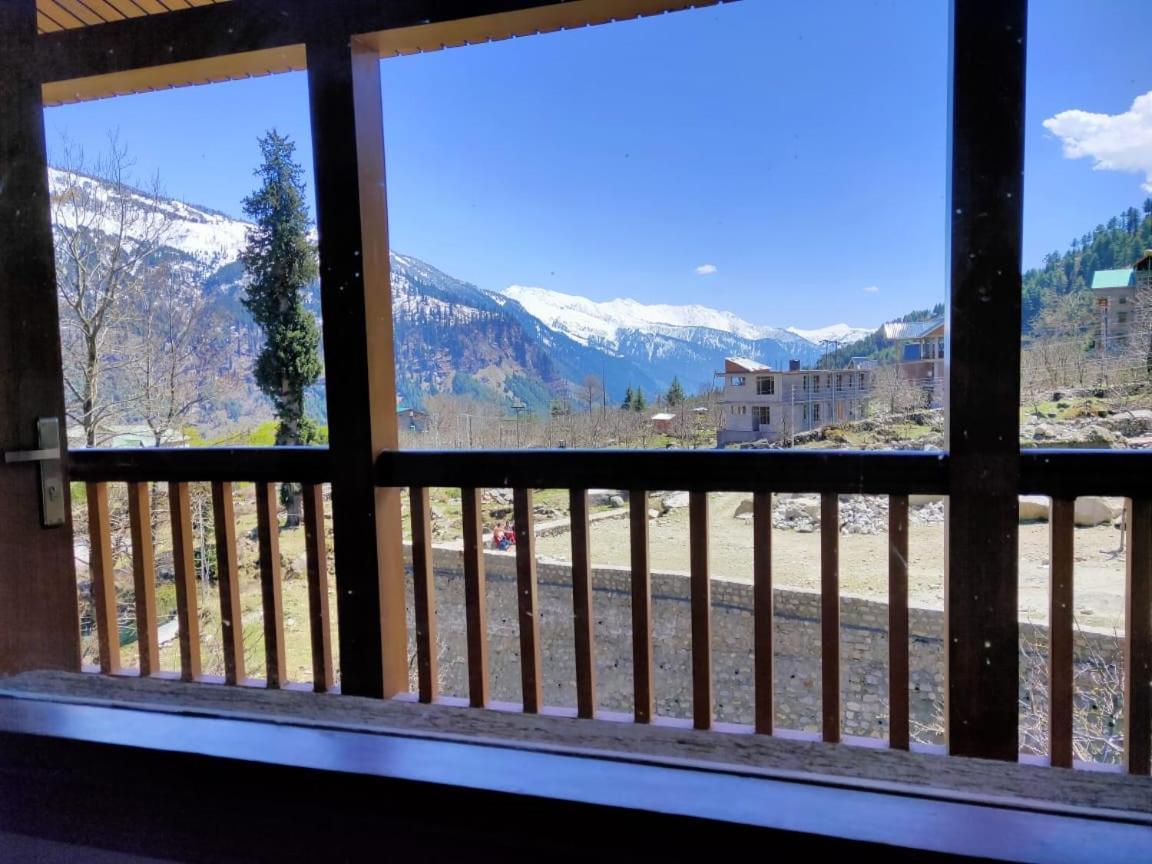 Solang Valley Resort Manāli Exteriér fotografie