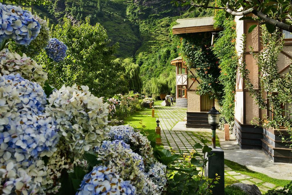 Solang Valley Resort Manāli Exteriér fotografie